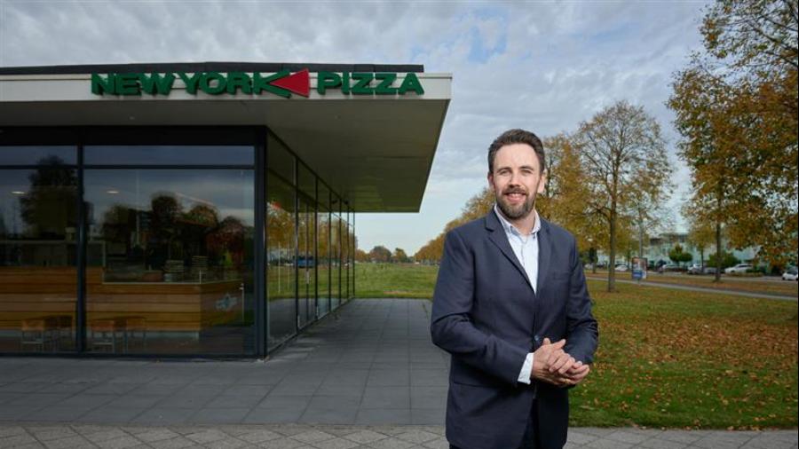 Dennis Pieterson voor locatie New York Pizza